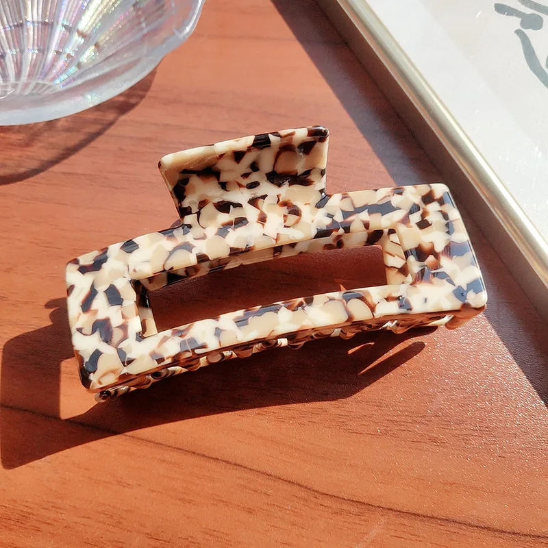 Fashion Women Acetate Sheet Leopard Hair Accessories Retro Hair Clip Simple Geometry Hairpin Claws Large Size
Fashion Women Acetate Sheet Leopard Hair Accessories Retro Hair Clip Simple Geometry Hairpin Claws Large Size