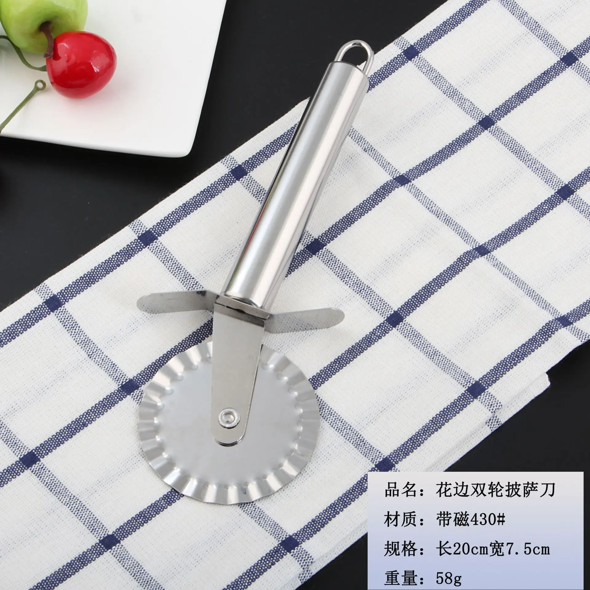 Stainless Steel Pizza Single Wheel Cut Tools Diameter 6.5CM Household Pizza Knife Cake Tools Wheel Use For Waffle Cookies
Stainless Steel Pizza Single Wheel Cut Tools Diameter 6.5CM Household Pizza Knife Cake Tools Wheel Use For Waffle Cookies