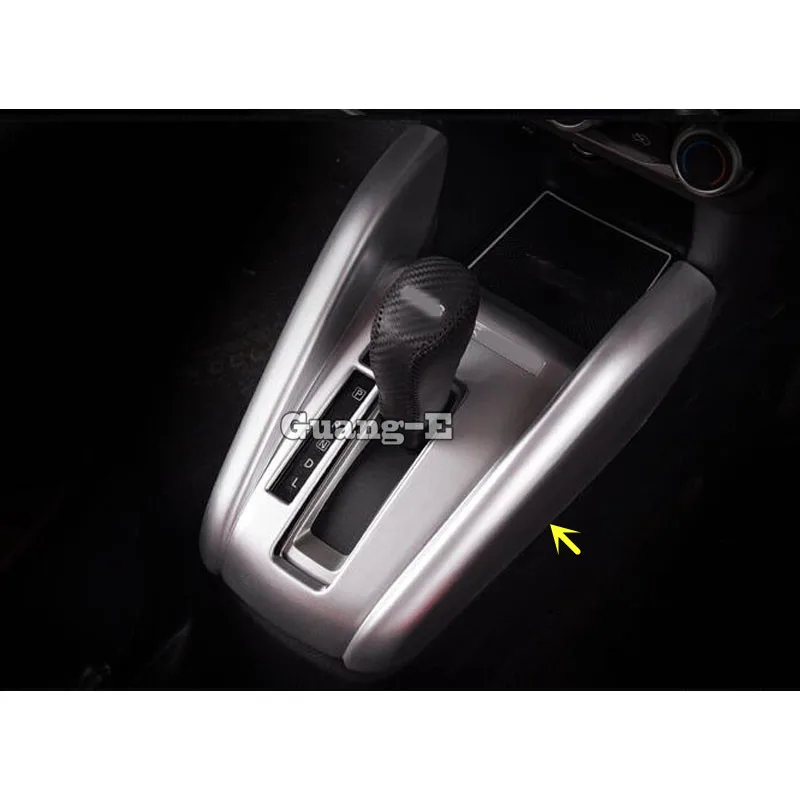 For Nissan Kicks 2017 2018 2019 2020 Car Cover Styling Stick ABS Chrome Middle Front Shift Stall Paddle Cup Lamp Frame Trim 1pcs
For Nissan Kicks 2017 2018 2019 2020 Car Cover Styling Stick ABS Chrome Middle Front Shift Stall Paddle Cup Lamp Frame Trim 1pcs