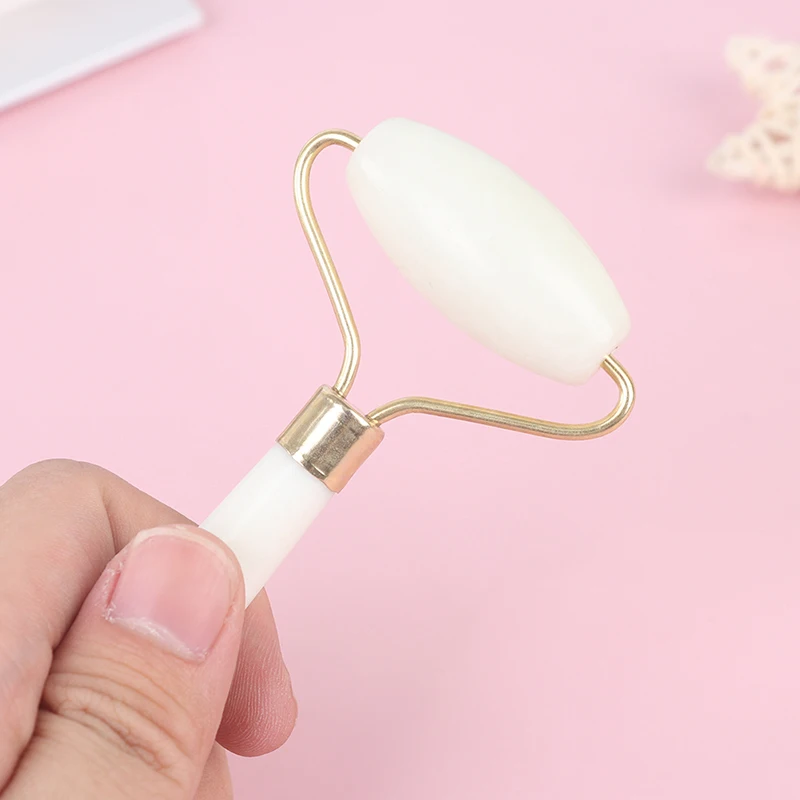 1pcs Natural Stone Roller Facial Slimming Chin Facial Skin Care Beauty Tool White Jade Rollers Facial Massager For Face Lift Up
1pcs Natural Stone Roller Facial Slimming Chin Facial Skin Care Beauty Tool White Jade Rollers Facial Massager For Face Lift Up