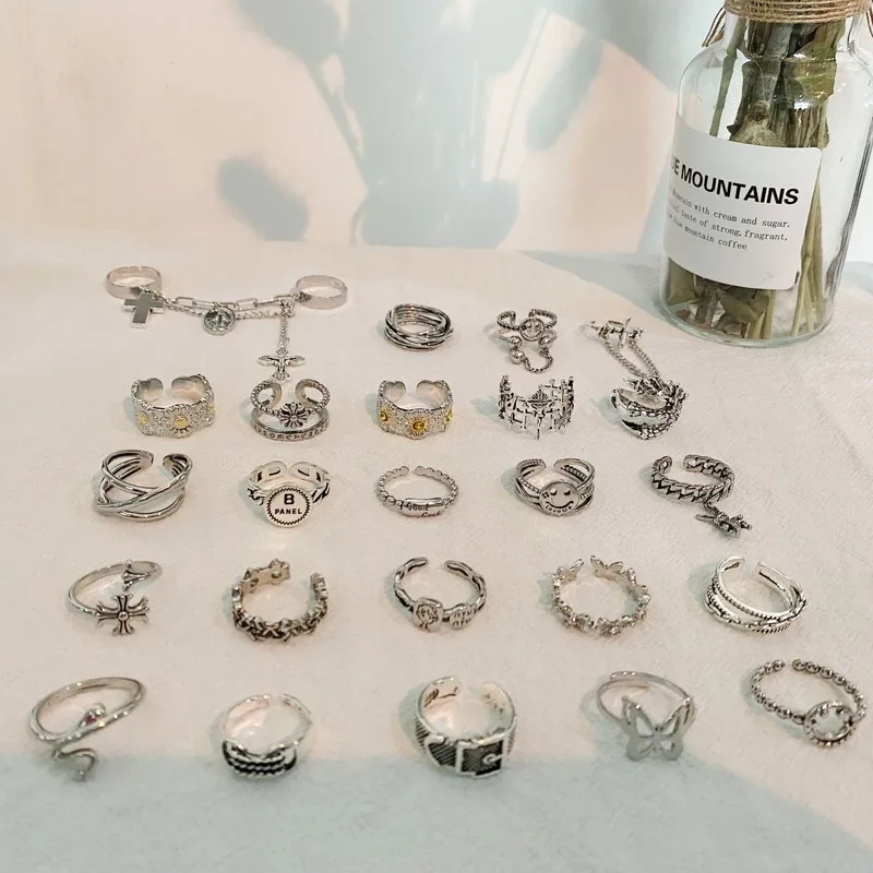 Vintage Ancient Open Rings for Women Punk Hip Hop Adjustable Ring Fashion Jewelry Best Gift Classic Versatile Trend Ring
Vintage Ancient Open Rings for Women Punk Hip Hop Adjustable Ring Fashion Jewelry Best Gift Classic Versatile Trend Ring