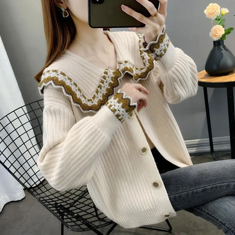 Baby collar sweater jacket women's 2021 spring and autumn new loose and lazy style jacket, wearing thickened knitted cardigan fa
Baby collar sweater jacket women's 2021 spring and autumn new loose and lazy style jacket, wearing thickened knitted cardigan fa