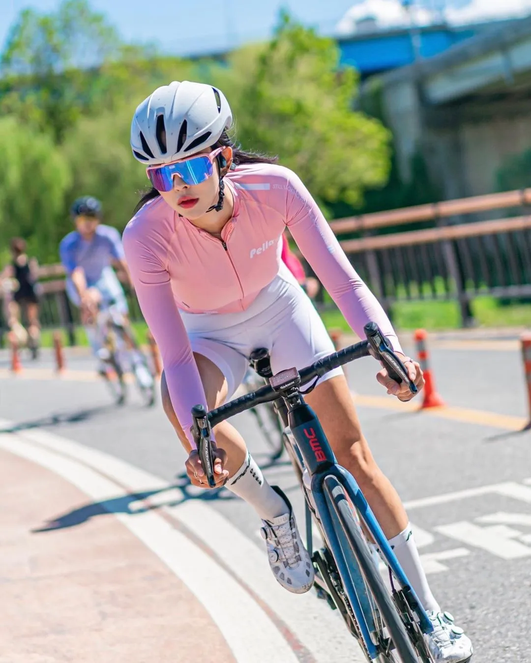 Pella South Korea New Women's Cycling Jersey Long Sleeve Bike Monkeys Macaquinho Ciclismo Feminino Bicycle Breathable Sweatshirt
Pella South Korea New Women's Cycling Jersey Long Sleeve Bike Monkeys Macaquinho Ciclismo Feminino Bicycle Breathable Sweatshirt