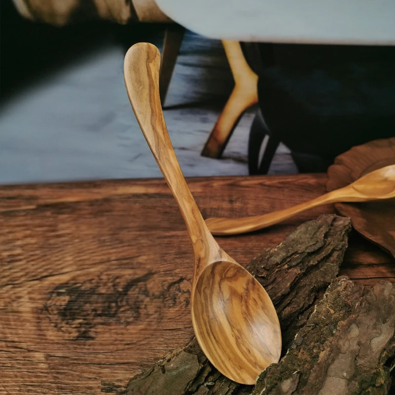 Unpainted and wax-free olive wooden spoon Whole wood tableware Dinner spoon Soup spoon Coffee Dessert Log rice spoon
Unpainted and wax-free olive wooden spoon Whole wood tableware Dinner spoon Soup spoon Coffee Dessert Log rice spoon