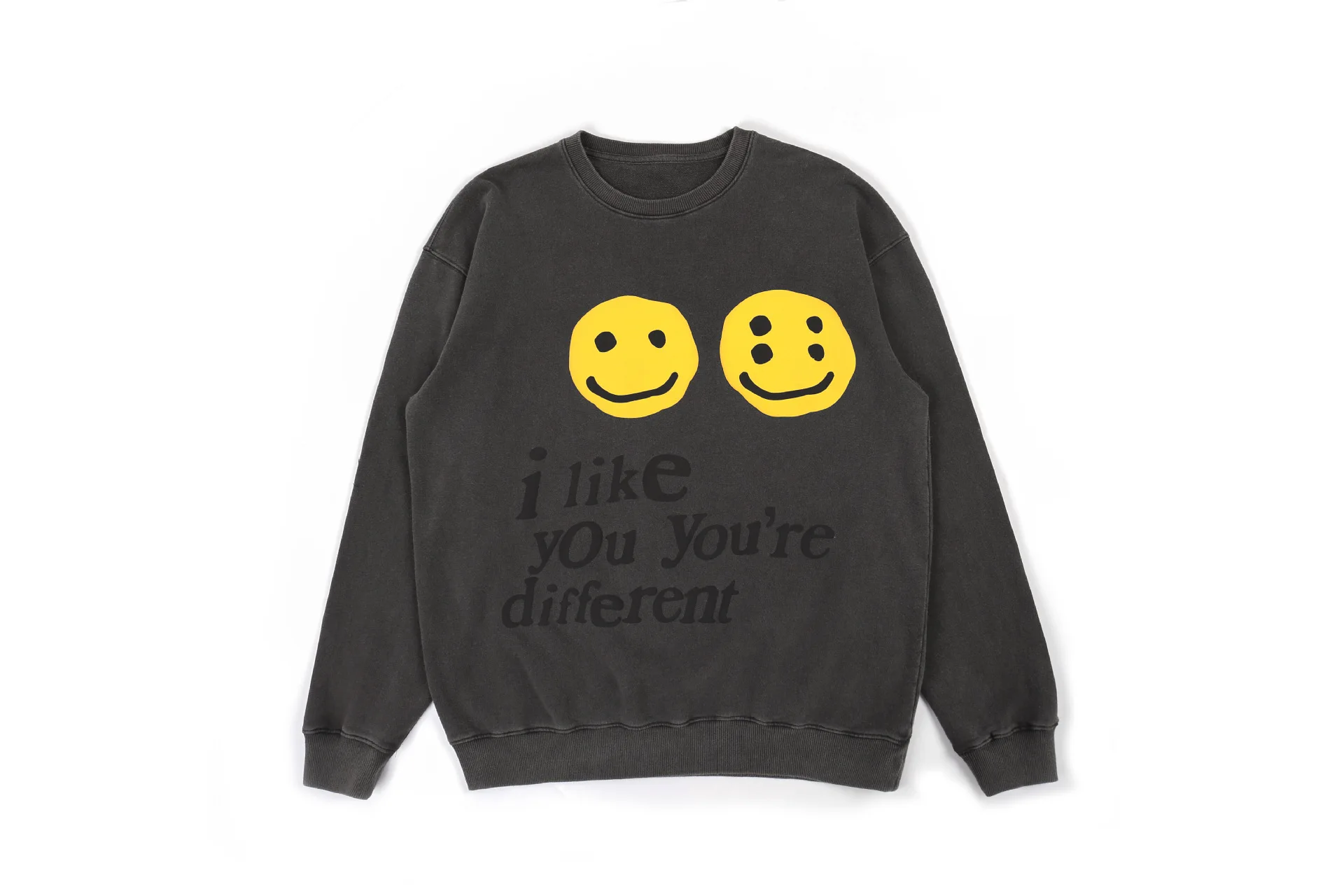 Vivgae men's clothing autumn and winter new fashion brand Kanye retro heavy purple smile high street loose sweater men's and
Vivgae men's clothing autumn and winter new fashion brand Kanye retro heavy purple smile high street loose sweater men's and