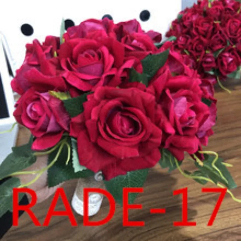 Weddings and important occasions / Wedding accessories / Bridal bouquets RADE
Weddings and important occasions / Wedding accessories / Bridal bouquets RADE