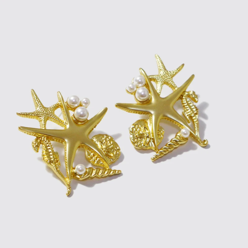 European and American wild temperament fashion exaggerated retro gold metal starfish pearl ear clip earrings earrings
European and American wild temperament fashion exaggerated retro gold metal starfish pearl ear clip earrings earrings