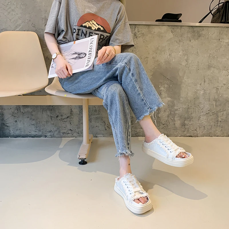Shoes Women Slippers Flat Pantofle Med Slides Cover Toe Soft 2021 Rubber Fabric Canvas Cross-tied Cotton Shoes Med Slippers Sof
Shoes Women Slippers Flat Pantofle Med Slides Cover Toe Soft 2021 Rubber Fabric Canvas Cross-tied Cotton Shoes Med Slippers Sof