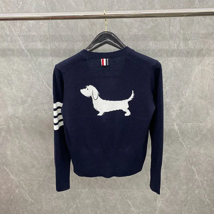 TB THOM BULUO Brand Sweaters Women Slim V-Neck Cardigan Clothing Wool Cotton Puppy Pattern Spring Autumn Casual Coat 2021 New
TB THOM BULUO Brand Sweaters Women Slim V-Neck Cardigan Clothing Wool Cotton Puppy Pattern Spring Autumn Casual Coat 2021 New