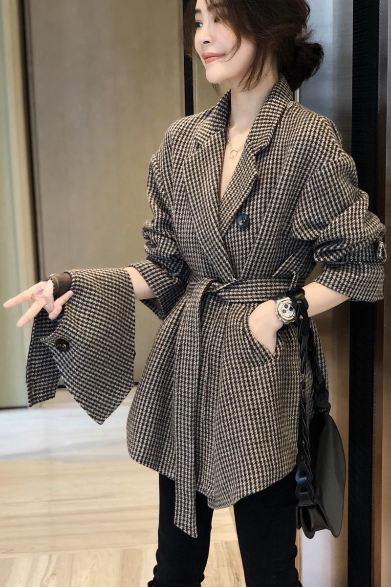 2021 spring and autumn new European goods with shawl lace-up waist and thin houndstooth woolen coat women 
2021 spring and autumn new European goods with shawl lace-up waist and thin houndstooth woolen coat women