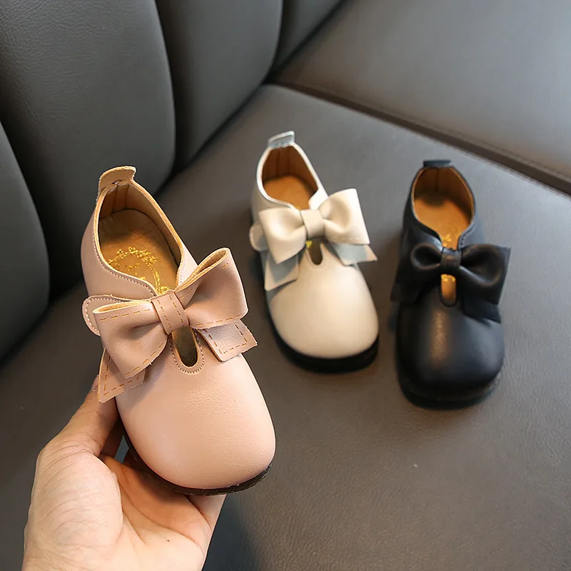Spring Autumn Children Shoes For Girls White Flat Shoes Kids Soft Leather Sandal Baby Princess Casual Shoes Lovely Fruit Pattern 
Spring Autumn Children Shoes For Girls White Flat Shoes Kids Soft Leather Sandal Baby Princess Casual Shoes Lovely Fruit Pattern