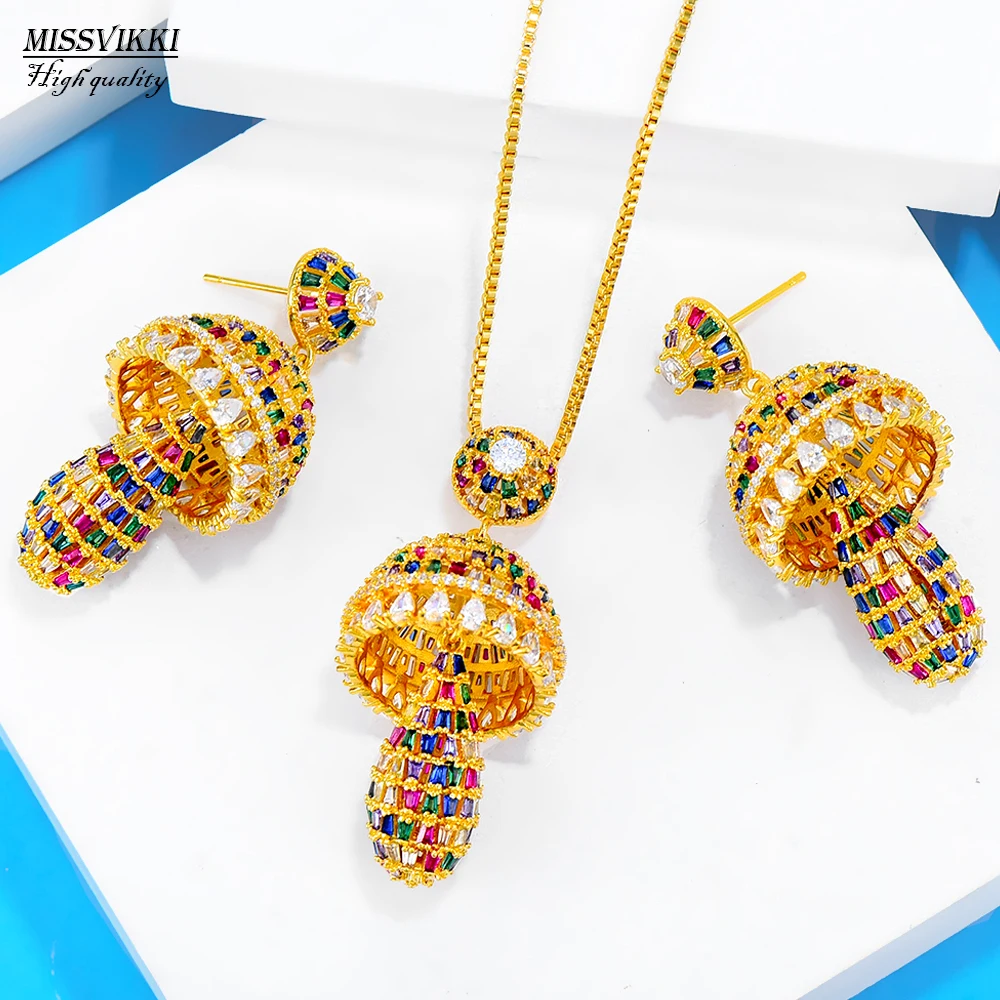 missvikki 2PCS New Luxury Tassel Retro classic bells Pendant Earrings Necklace Jewelry Set Bridal Wedding Super CZ New Design
missvikki 2PCS New Luxury Tassel Retro classic bells Pendant Earrings Necklace Jewelry Set Bridal Wedding Super CZ New Design