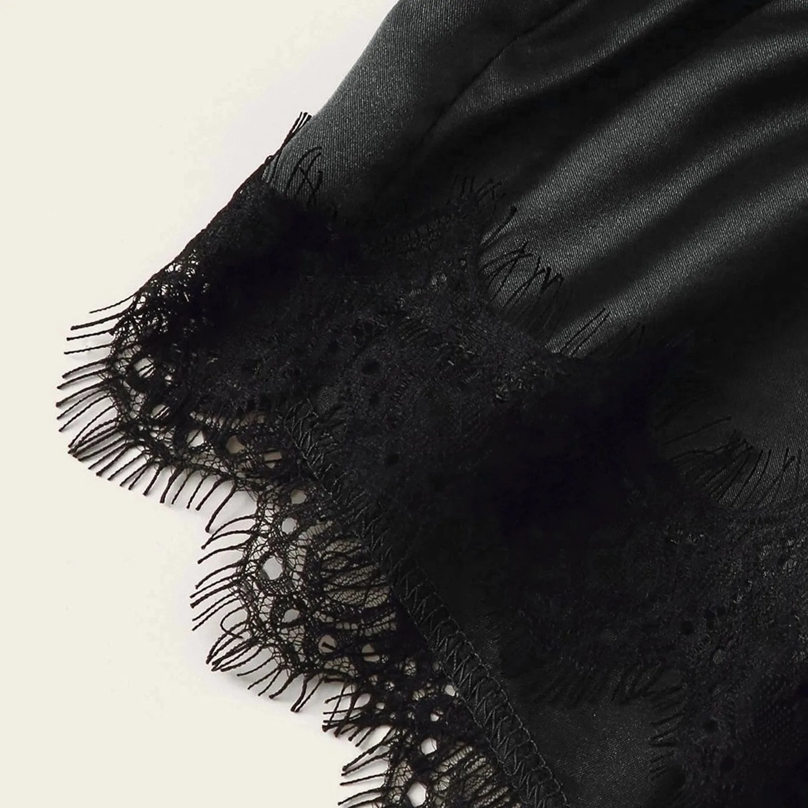 2021 New Lace Lingerie Pajama Set Sleeveless Silk Sleep Shorts Set Satin Pijama Suit Sleepwear Women Sexy Nighties Underwear
2021 New Lace Lingerie Pajama Set Sleeveless Silk Sleep Shorts Set Satin Pijama Suit Sleepwear Women Sexy Nighties Underwear