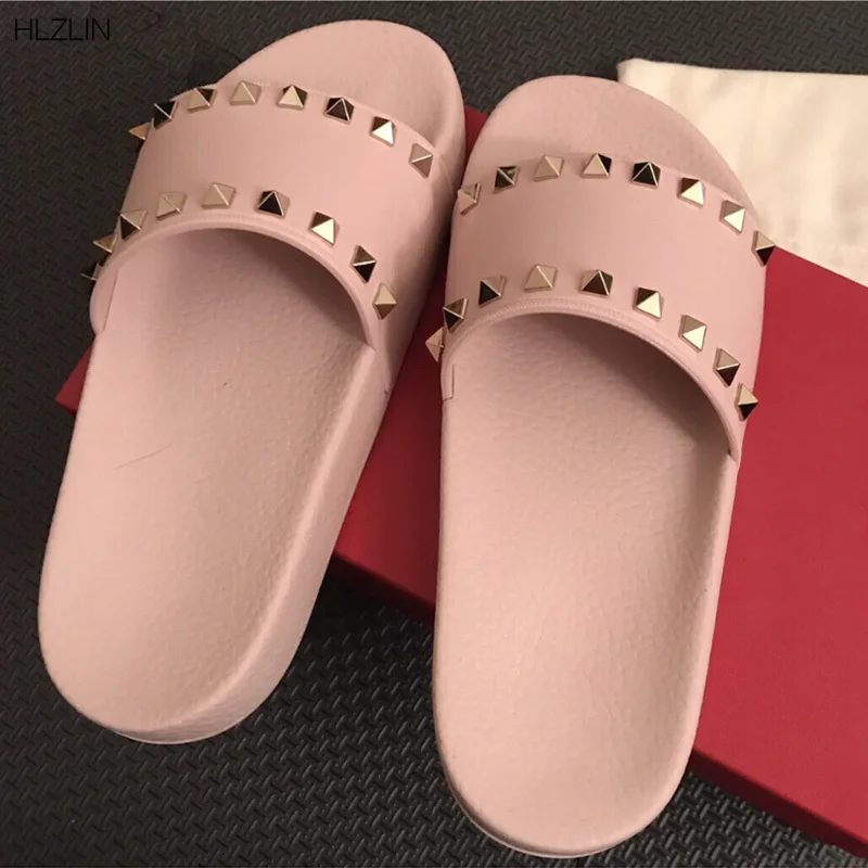 Rivet slippers male summer fashion waterproof outer wear personality trend outdoor non-slip flip-flop beach couple drag
Rivet slippers male summer fashion waterproof outer wear personality trend outdoor non-slip flip-flop beach couple drag