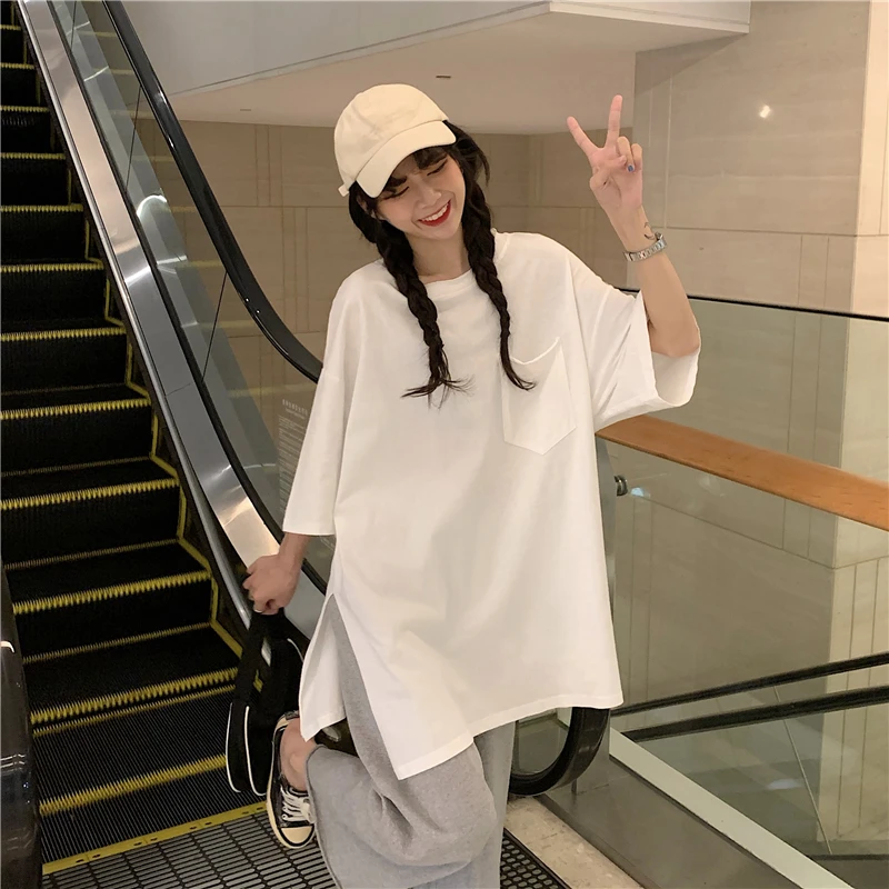 2437 women Summer loose lazy style design niche white short-sleeved T-shirt
2437 women Summer loose lazy style design niche white short-sleeved T-shirt