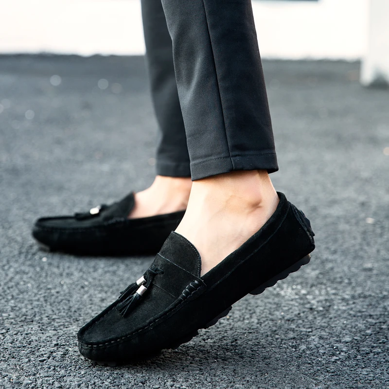 Designer Handmade cow suede Leather Men Casual Shoes slip on Luxury Brand Men Loafers Moccasins Winter Slip on Black Shoes
Designer Handmade cow suede Leather Men Casual Shoes slip on Luxury Brand Men Loafers Moccasins Winter Slip on Black Shoes