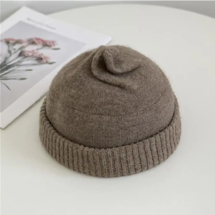 Fashion genuine wool beanie solid real woolen short brim knitted winter hat outdoor sports warm elastic skullies beanie dropship
Fashion genuine wool beanie solid real woolen short brim knitted winter hat outdoor sports warm elastic skullies beanie dropship