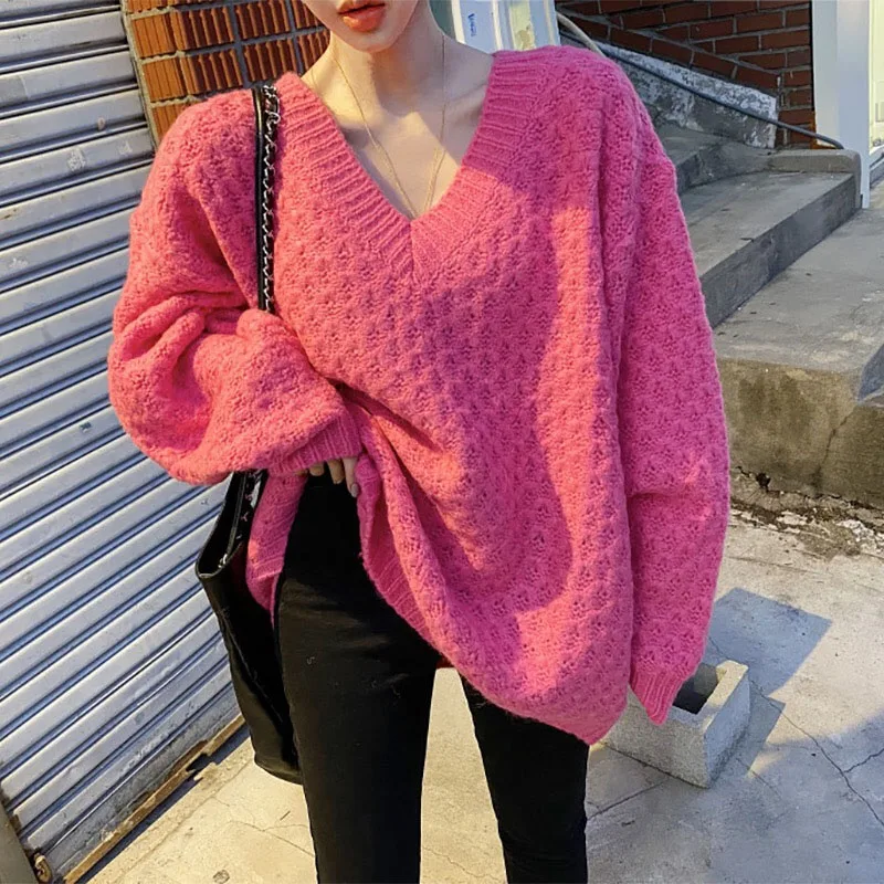 Женский трикотажный топ с V-образным вырезом, свободного покроя
Женский трикотажный топ с V-образным вырезом, свободного покроя