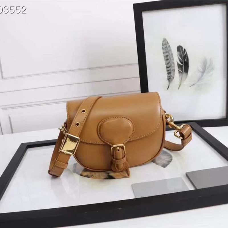 Leather one-shoulder bag 2020 High quality ladies bag fashion handbag ladies purse inclined shoulder bag
Leather one-shoulder bag 2020 High quality ladies bag fashion handbag ladies purse inclined shoulder bag