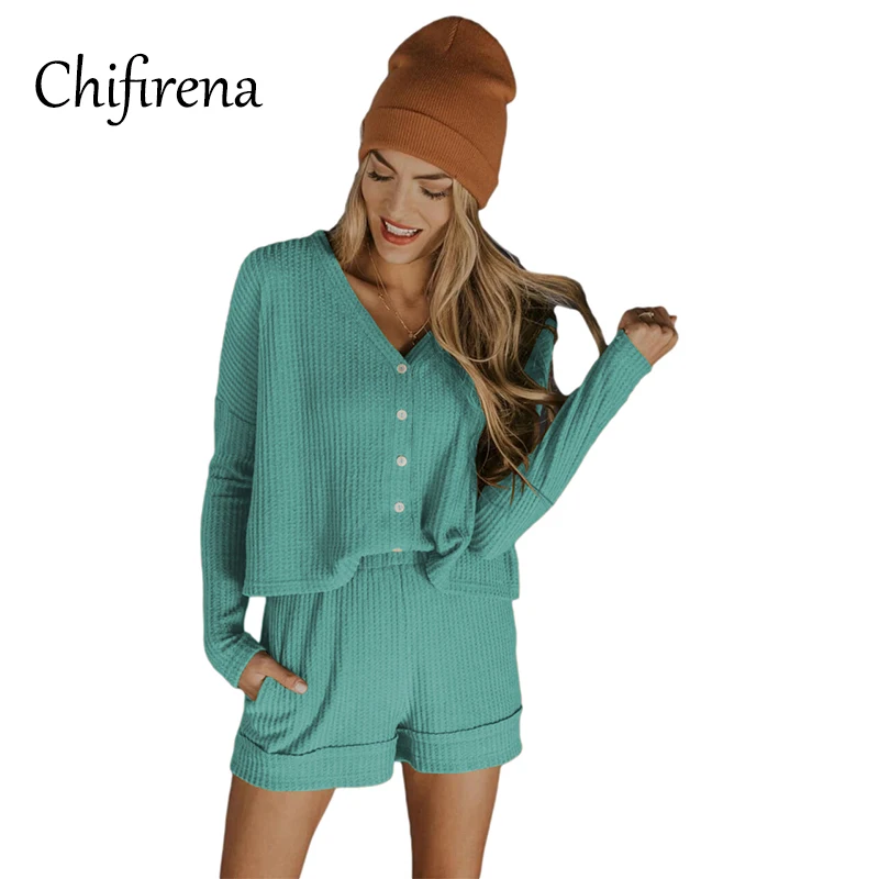 Chifirena 2021 Spring Women Pajama Suit Waffle Long Sleeve Top Shirt and Shorts Set Two Piece Casual Homewear Solid Nightclothes
Chifirena 2021 Spring Women Pajama Suit Waffle Long Sleeve Top Shirt and Shorts Set Two Piece Casual Homewear Solid Nightclothes