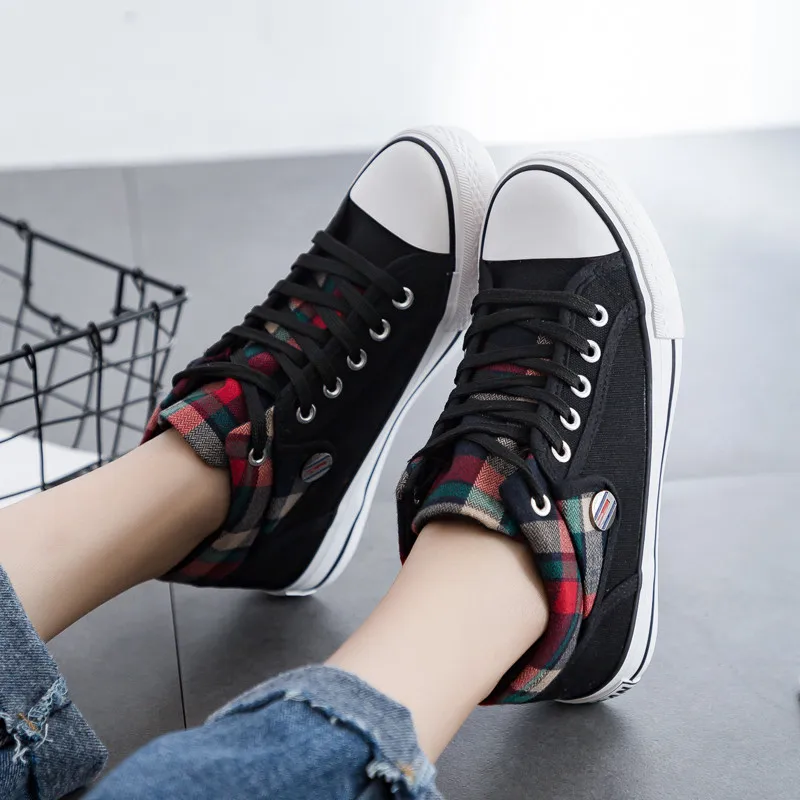 Plaid Flat Shoes High Top Sneakers Women Canvas Shoes Women Platform Sneaker Woman New Fashion Black Sneakers Zapatilla Roja
Plaid Flat Shoes High Top Sneakers Women Canvas Shoes Women Platform Sneaker Woman New Fashion Black Sneakers Zapatilla Roja