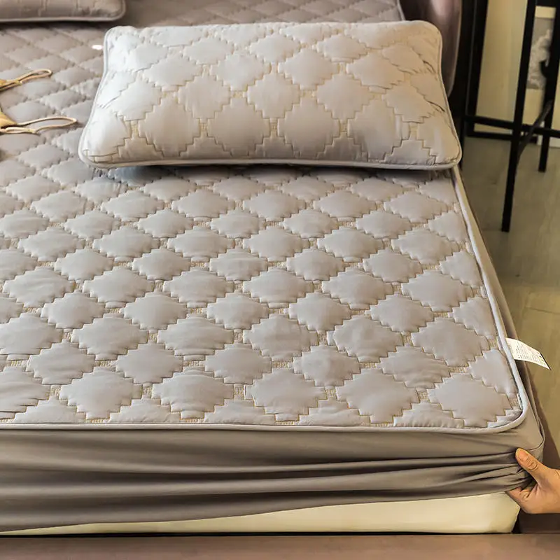 Bed Mattress Cover Fitted Sheet Protector Bedding Solid Color Bed Linens with Elastic Band Cotton Quilted Thick Warm Soft Pad
Bed Mattress Cover Fitted Sheet Protector Bedding Solid Color Bed Linens with Elastic Band Cotton Quilted Thick Warm Soft Pad