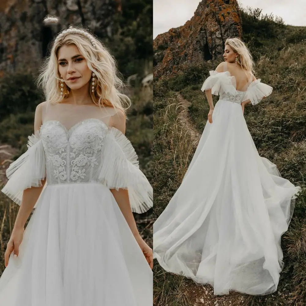 2020 Bohemian Wedding Dress Lace Appliqued Beads Vestido De Noiva Jewel Neck Short Sleeve Plus Size Beach Boho Bridal Gowns
2020 Bohemian Wedding Dress Lace Appliqued Beads Vestido De Noiva Jewel Neck Short Sleeve Plus Size Beach Boho Bridal Gowns