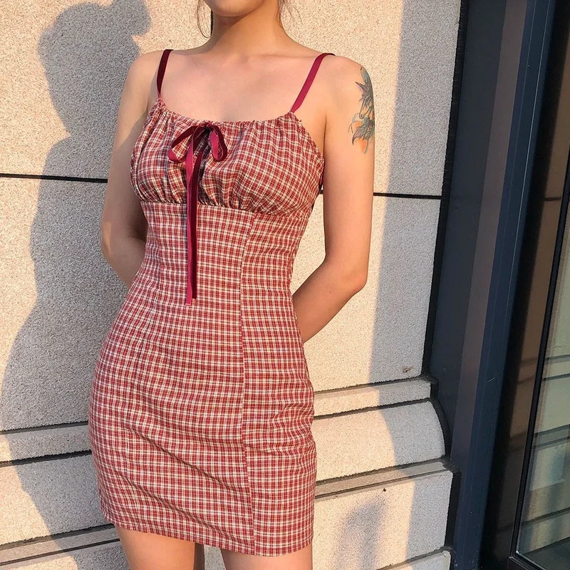 Sexy Backless Plaid Mini Dress Casual Spaghetti Strap England Style Short Dress New Elastic Temperament Commtue Women's Clothes
Sexy Backless Plaid Mini Dress Casual Spaghetti Strap England Style Short Dress New Elastic Temperament Commtue Women's Clothes