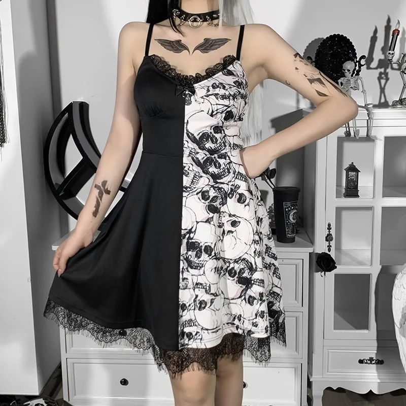 Patchwork Goth Sexy Cross Black Dress Vintage Velvet A Line Dress Lolita y2k Gothic Ladies Club Party Dresses punk rave dress
Patchwork Goth Sexy Cross Black Dress Vintage Velvet A Line Dress Lolita y2k Gothic Ladies Club Party Dresses punk rave dress