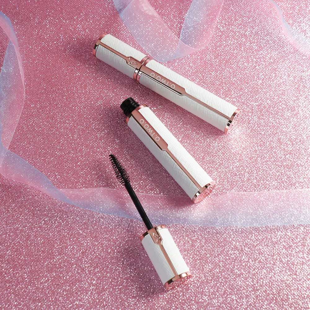 O.TWO.O Mascara High Pigment Ink 4D Silk Fiber Volume Eyelash Mascara Waterproof Black Curling Eyelash Mascara Eye Makeup
O.TWO.O Mascara High Pigment Ink 4D Silk Fiber Volume Eyelash Mascara Waterproof Black Curling Eyelash Mascara Eye Makeup