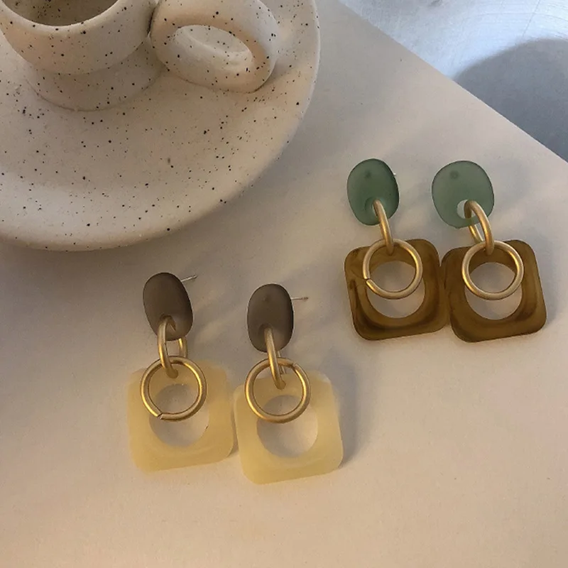 925 Silver Needle Korean Temperament Geometric Fashion Net Red New Color Contrast Square Earrings
925 Silver Needle Korean Temperament Geometric Fashion Net Red New Color Contrast Square Earrings