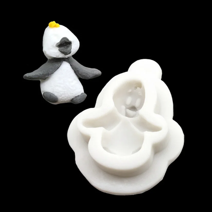 Силиконовая форма в форме пингвина 
Силиконовая форма в форме пингвина