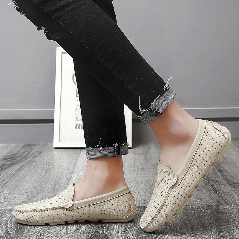 Hollowing Out Mocasine Man Shoes Genuine Leather Casual Loafers Lazy Boat Men Flat Lightweight Slip On Moccasions Italian Shoes
Hollowing Out Mocasine Man Shoes Genuine Leather Casual Loafers Lazy Boat Men Flat Lightweight Slip On Moccasions Italian Shoes