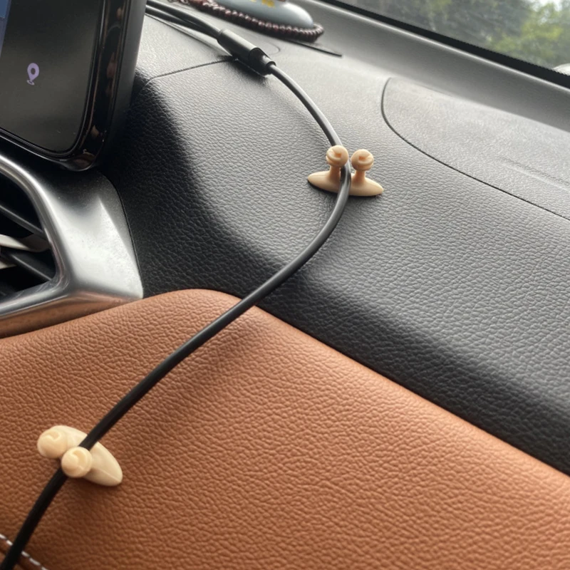Car Dashboard Mobile Phone Cable Manager Charger Cable Line Organizer Clasp made of environmentally friendly soft plastic
Car Dashboard Mobile Phone Cable Manager Charger Cable Line Organizer Clasp made of environmentally friendly soft plastic