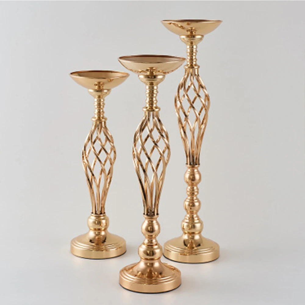 New European style twist candle holder wedding props electroplating iron flower stand main table creative candle holder
New European style twist candle holder wedding props electroplating iron flower stand main table creative candle holder