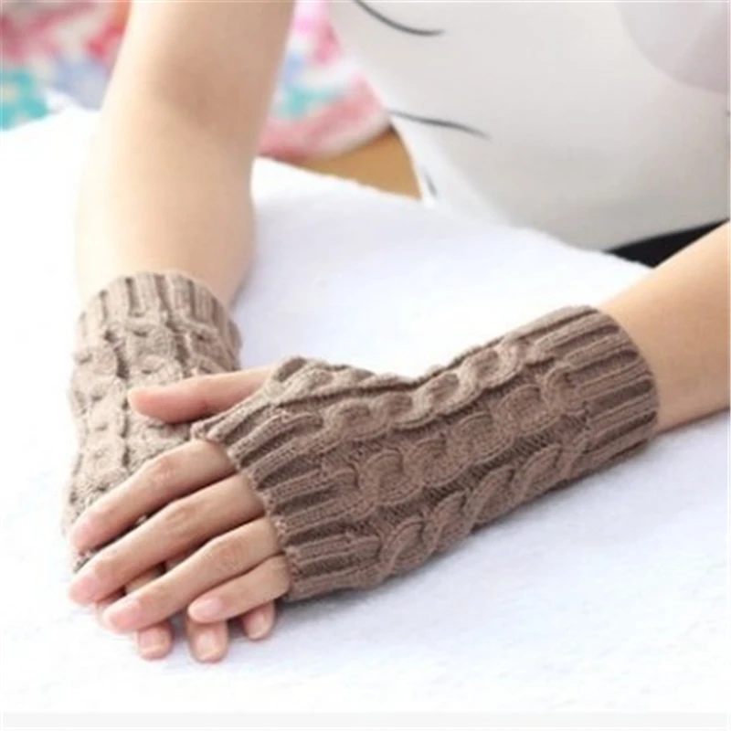 2021 New Women Gloves Stylish Hand Warmer Winter Gloves Women Arm Crochet Knitting Faux Wool Mitten Warm Fingerless Gloves
2021 New Women Gloves Stylish Hand Warmer Winter Gloves Women Arm Crochet Knitting Faux Wool Mitten Warm Fingerless Gloves