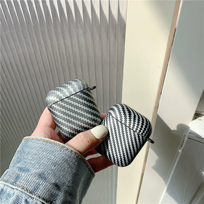 Роскошный чехол для Airpods 3 из углеродного волокна для Apple Airpods Pro 1 2 Air Pods 3, мягкие противоударные Чехлы s
Роскошный чехол для Airpods 3 из углеродного волокна для Apple Airpods Pro 1 2 Air Pods 3, мягкие противоударные Чехлы s