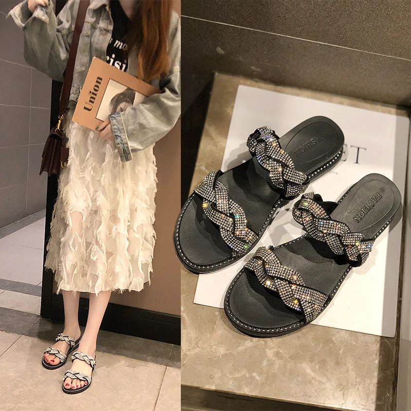 Shoes Woman 2021 On A Wedge Slippers Summer Lady Shale Female Beach Glitter Slides Fashion Pantofle Low Girl Sabot Flat Jelly Lu
Shoes Woman 2021 On A Wedge Slippers Summer Lady Shale Female Beach Glitter Slides Fashion Pantofle Low Girl Sabot Flat Jelly Lu