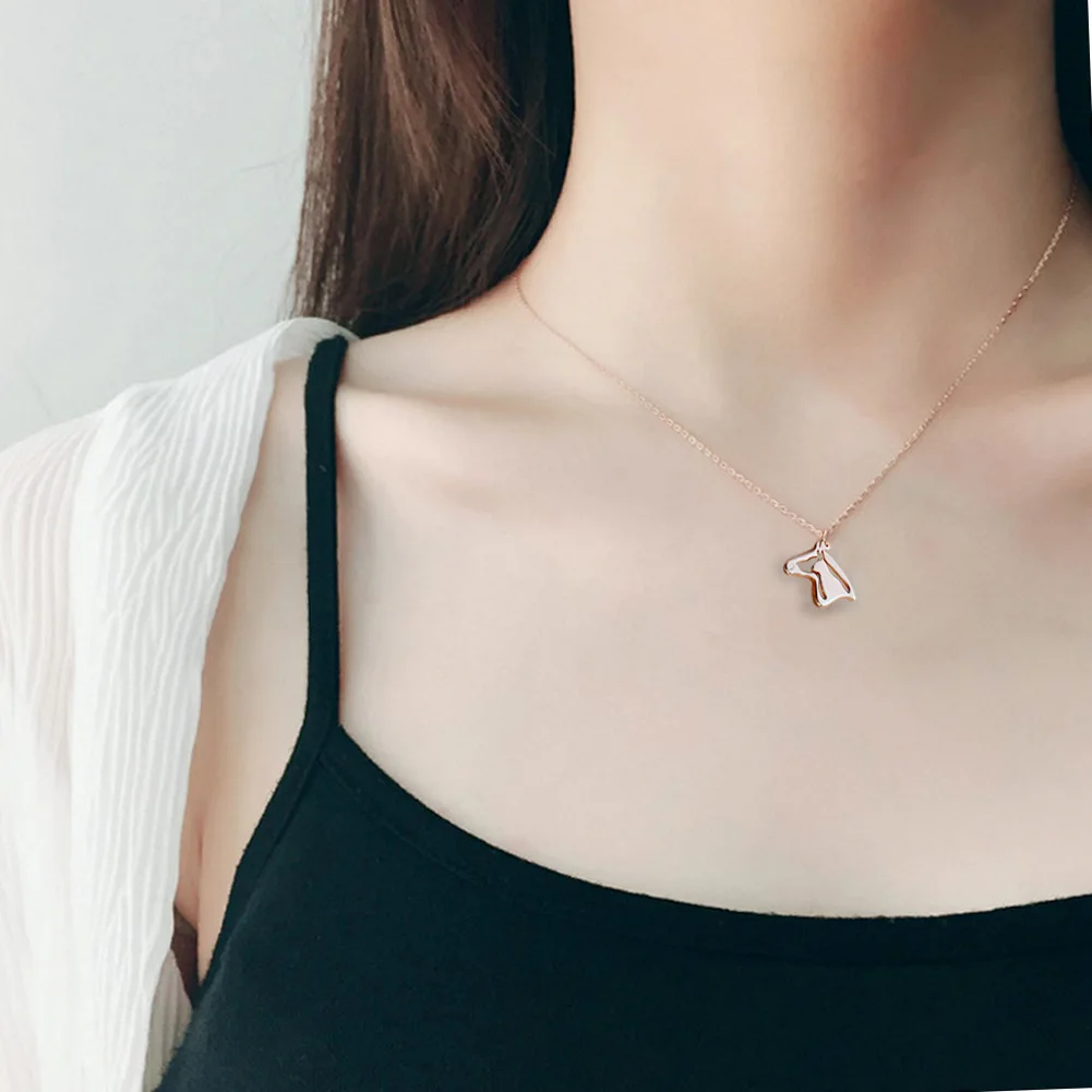 Horsehead Pendant Abstract Pendant Necklace Titanium Steel Cut Electroplated Stainless Steel Jewelry Box Chain Female Gift
Horsehead Pendant Abstract Pendant Necklace Titanium Steel Cut Electroplated Stainless Steel Jewelry Box Chain Female Gift