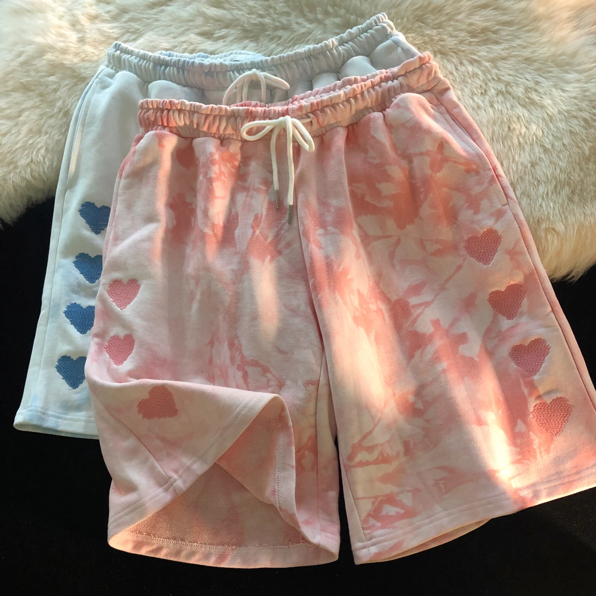 2021 Summer New Short Pants Girl Student Tie Dyed Love High Waist Straight Shorts Casual Loose Sport Knee Length Pant
2021 Summer New Short Pants Girl Student Tie Dyed Love High Waist Straight Shorts Casual Loose Sport Knee Length Pant