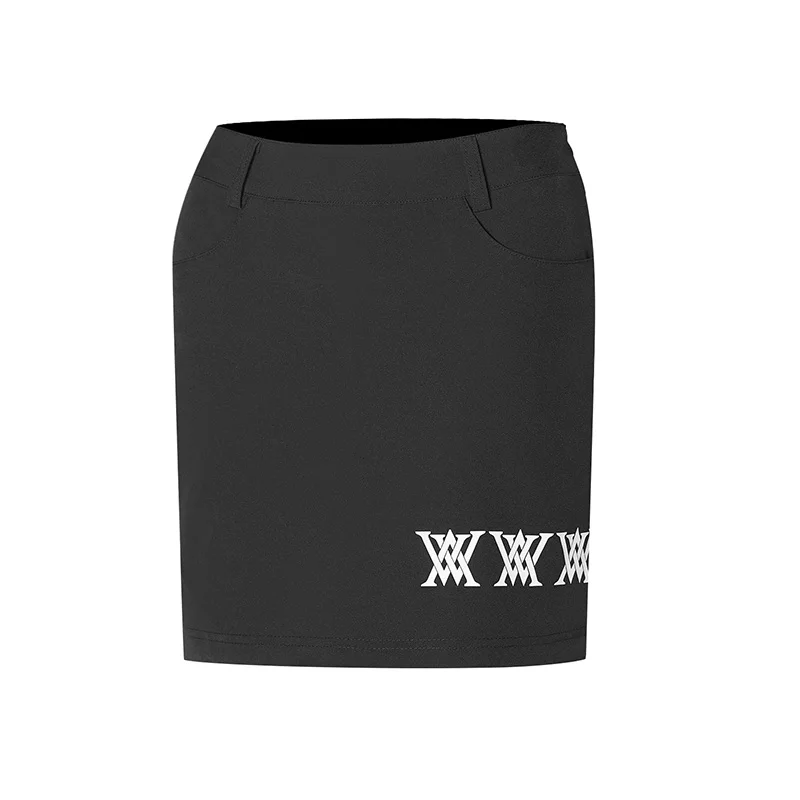 2022 Spring Summer New Ladies Clothing Golf Sports Anti-Lighting Shorts Outdoor Casual Fashion Ladies Black or White Short Skirt
2022 Spring Summer New Ladies Clothing Golf Sports Anti-Lighting Shorts Outdoor Casual Fashion Ladies Black or White Short Skirt
