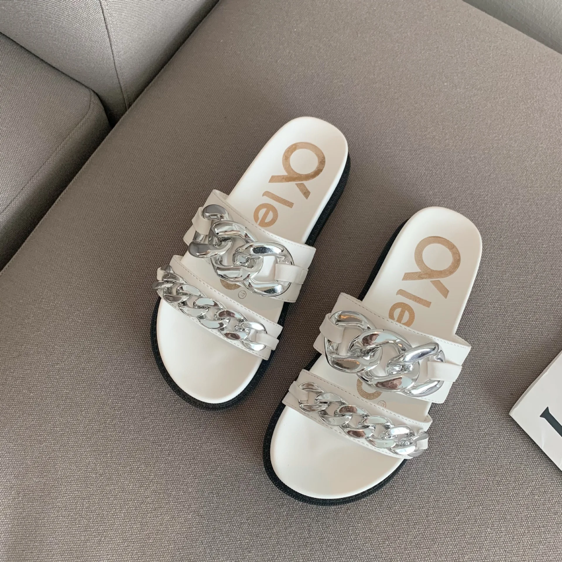 Female Shoes Ladies' Slippers Platform Low 2021 Soft PU Rome Basic Slides Fabric Retro Rubber Scandals Hoof Heels Casual Round T
Female Shoes Ladies' Slippers Platform Low 2021 Soft PU Rome Basic Slides Fabric Retro Rubber Scandals Hoof Heels Casual Round T