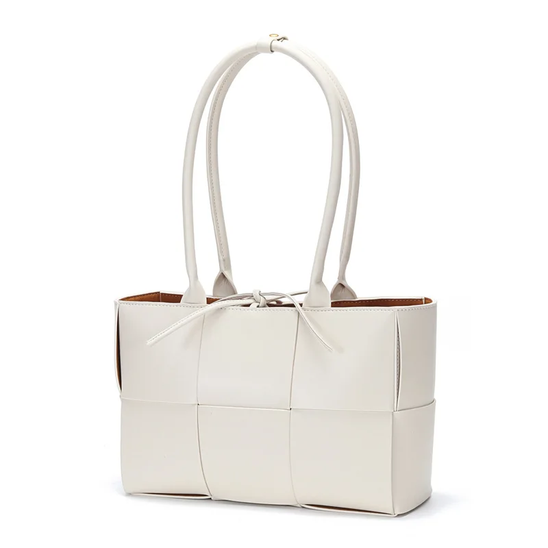 2021 Dioni New All-Match Lady Shoulder Bag Large Capacity Woven Tote Bag Portable Summer Hot Sale
2021 Dioni New All-Match Lady Shoulder Bag Large Capacity Woven Tote Bag Portable Summer Hot Sale
