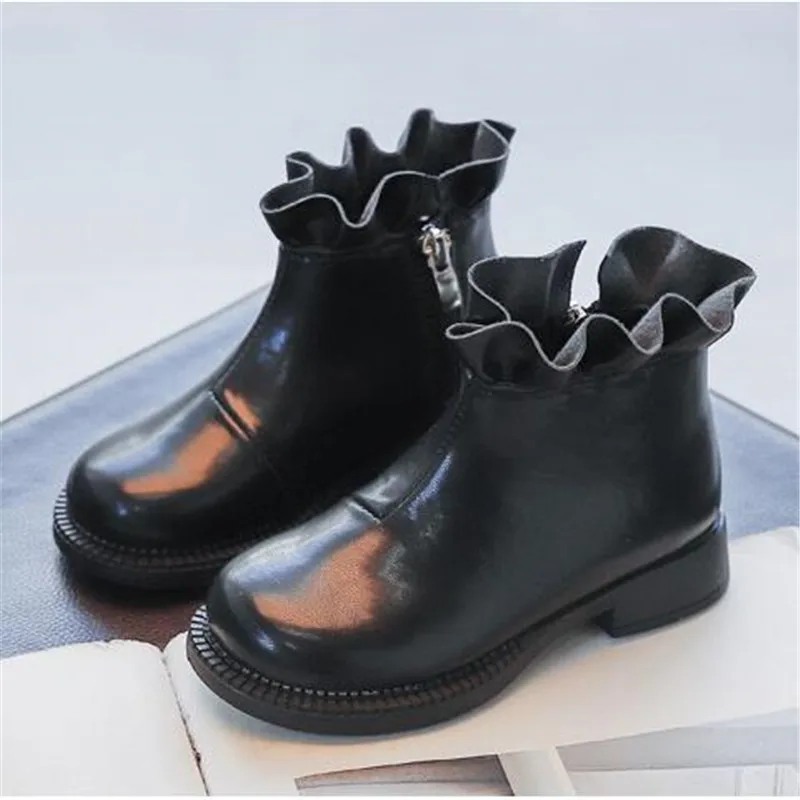 2021 Autumn Children Boots Leather Boy Girl Martin Shoes Soft Comfortable Non-Slip Zip Heel Flower Kid Baby Boots
2021 Autumn Children Boots Leather Boy Girl Martin Shoes Soft Comfortable Non-Slip Zip Heel Flower Kid Baby Boots
