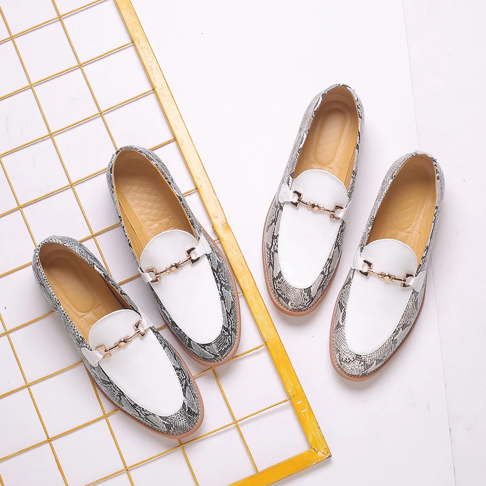 2020 Summer Outdoor soft Leather shoes men Loafers Comfortable Flats Casual Boat shoe Slip On Driving shoes size 38-47
2020 Summer Outdoor soft Leather shoes men Loafers Comfortable Flats Casual Boat shoe Slip On Driving shoes size 38-47