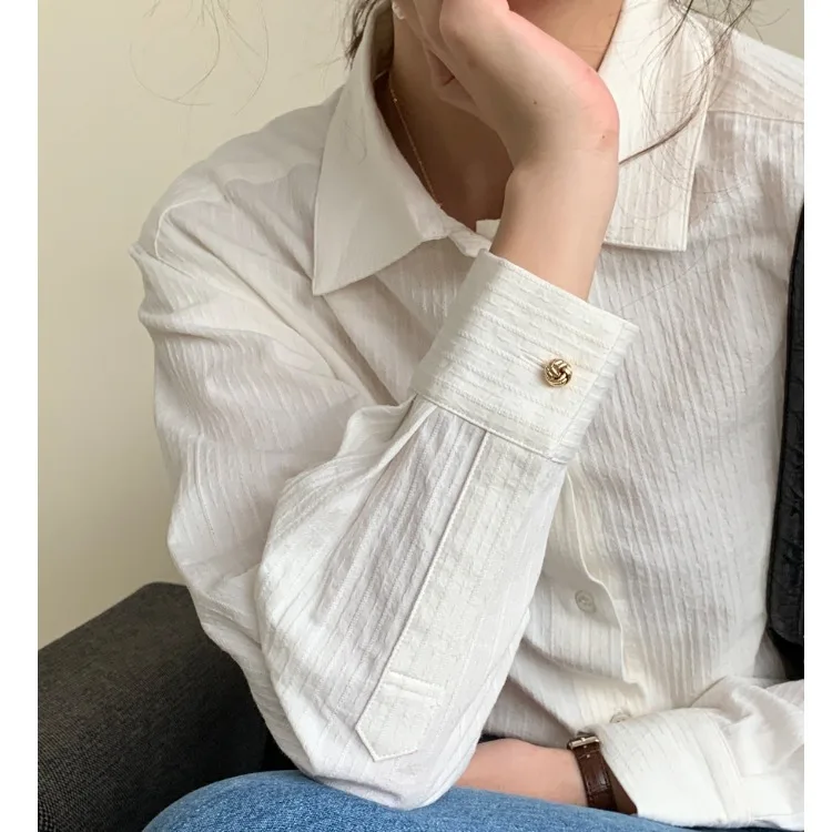 TVVOVVIN French Lapel Long Sleeve Loose Shirt Solid Color Simple Casual All-match Cardigan Women Spring New UIHC
TVVOVVIN French Lapel Long Sleeve Loose Shirt Solid Color Simple Casual All-match Cardigan Women Spring New UIHC
