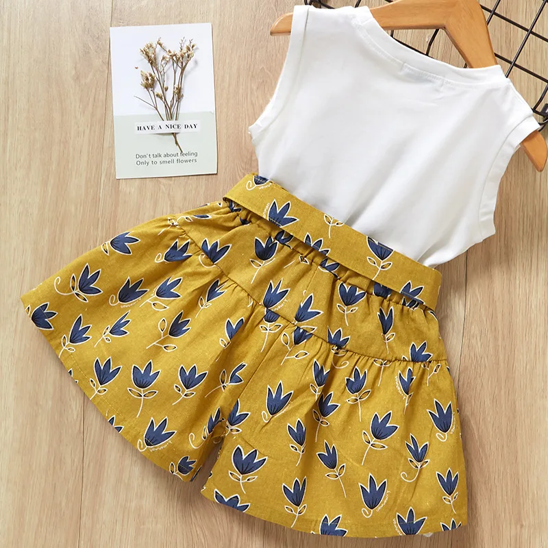 Children's Clothing New Style Summer Bow Girls T-shirt + Printed Shorts Suit L5.8
Children's Clothing New Style Summer Bow Girls T-shirt + Printed Shorts Suit L5.8