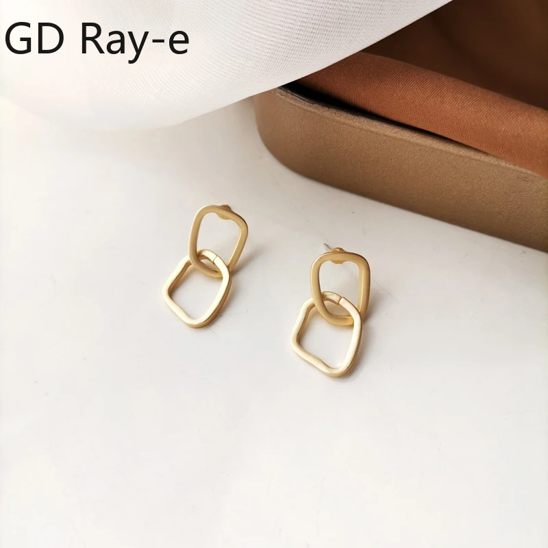 Fashion Women's Matte Gold Earrings Stud Personalized Trendy Simple Irregular Geometric Retro Dangle Earrings Jewelry Gifts 1170
Fashion Women's Matte Gold Earrings Stud Personalized Trendy Simple Irregular Geometric Retro Dangle Earrings Jewelry Gifts 1170
