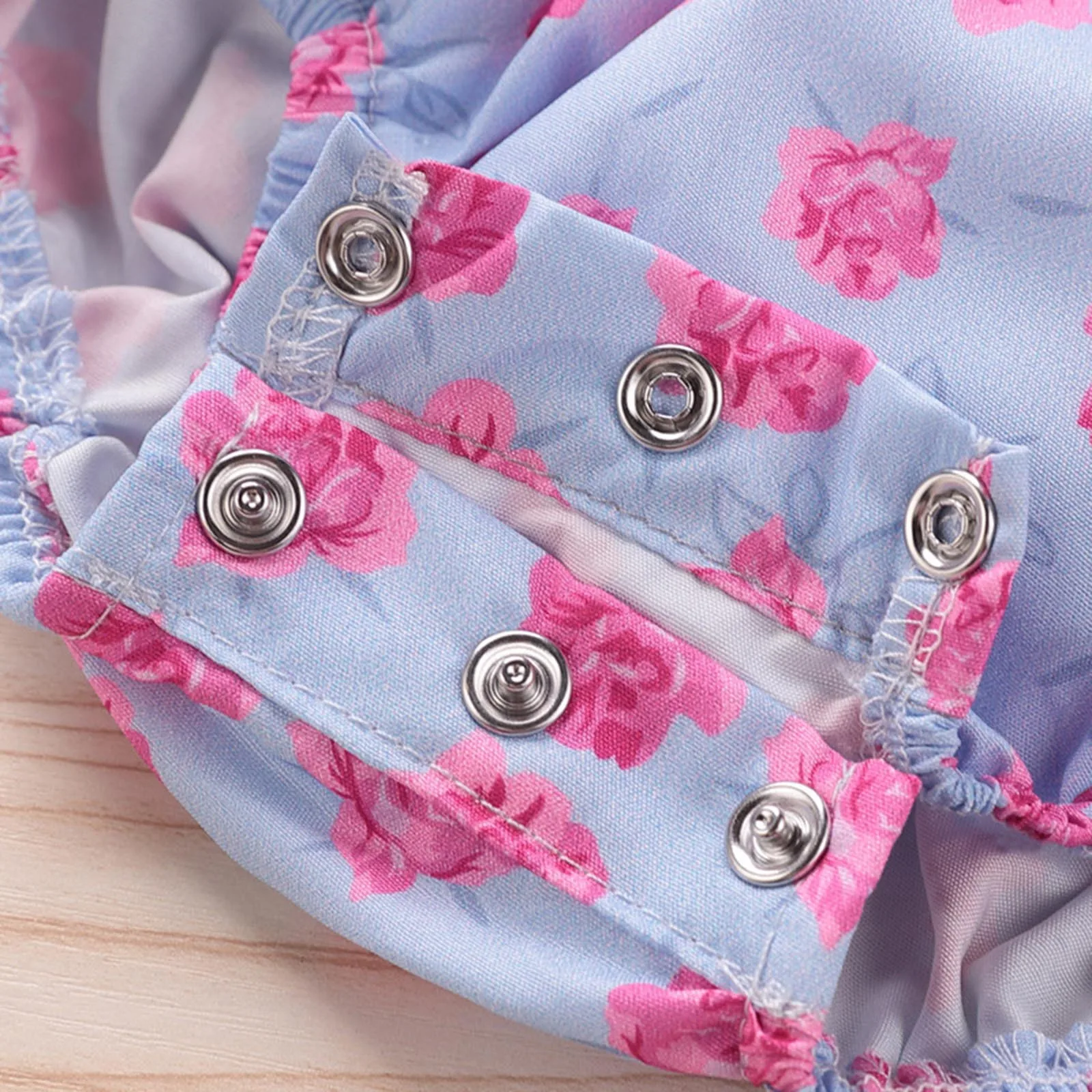 Newborn Infant Baby Girls Flower Printed Bodysuit Romper+Headbands Sets Summer Newborn Baby Girl Clothes ropa bebe nia
Newborn Infant Baby Girls Flower Printed Bodysuit Romper+Headbands Sets Summer Newborn Baby Girl Clothes ropa bebe nia