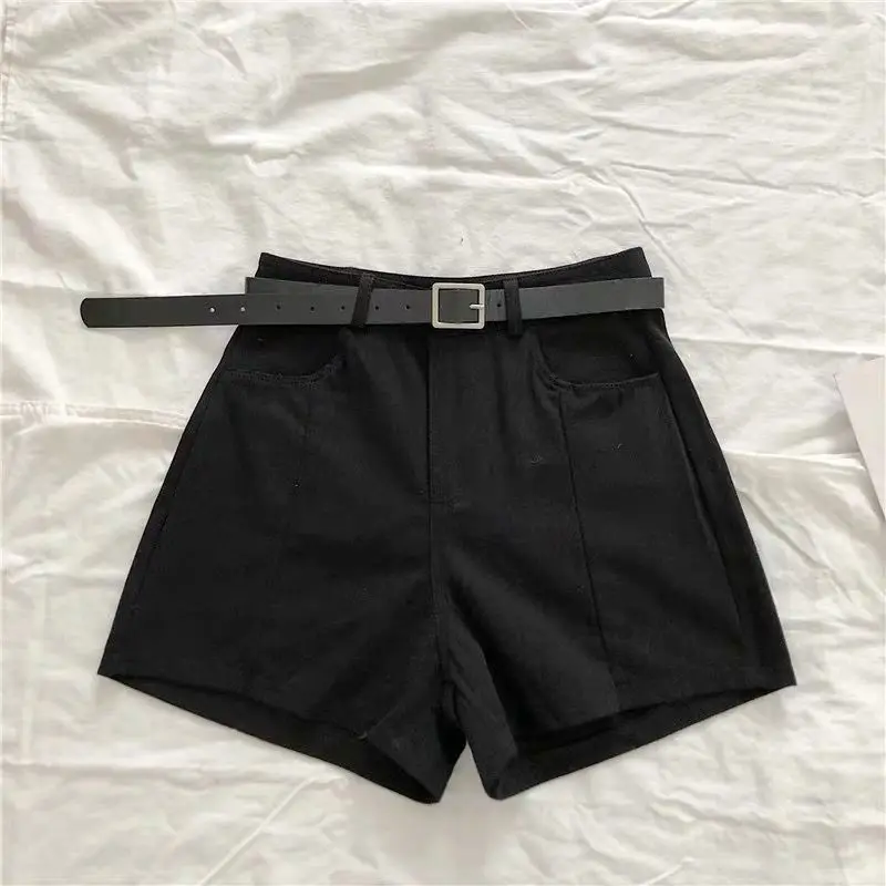 High waist outer wear overalls shorts women 2021 spring and summer new Korean version of the belt split casual wide-leg shorts
High waist outer wear overalls shorts women 2021 spring and summer new Korean version of the belt split casual wide-leg shorts